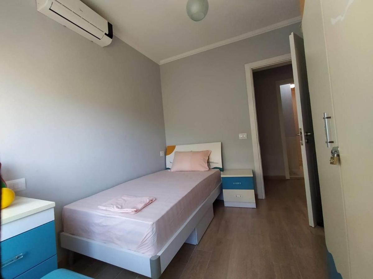 Mia'S Sea View Apartment Golem (Tirana) Exterior foto